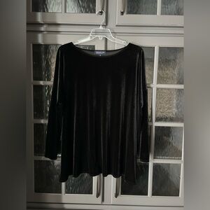 Jones New York Black Long Sleeve Velvet Top
